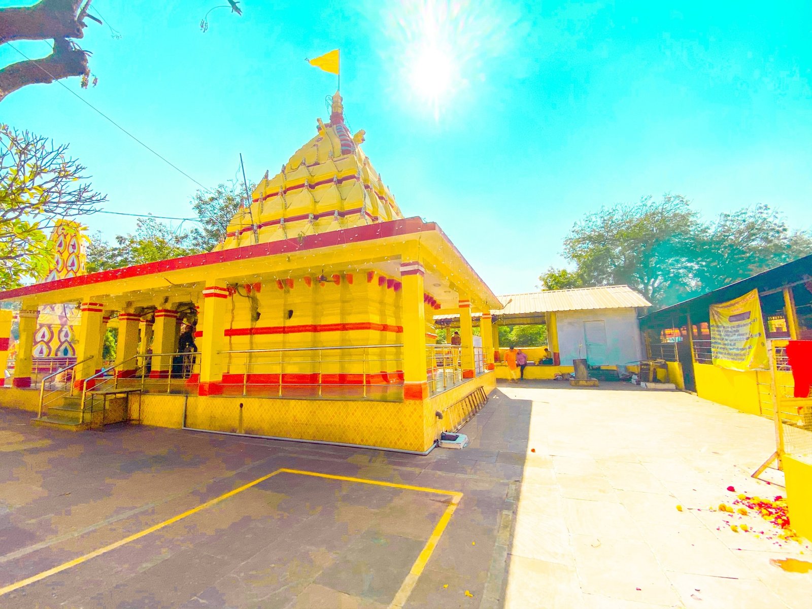 Maa Bagalamukhi Mandir Gallery